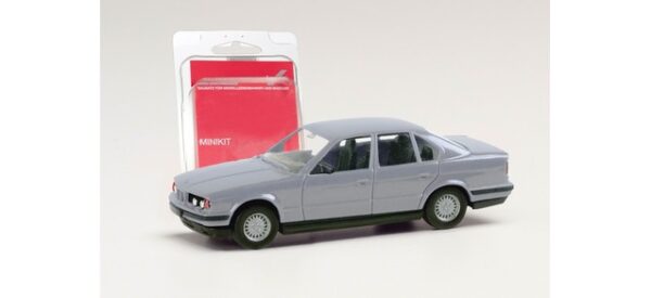 Herpa MiniKit: BMW 5er (E34), hellgrau-0