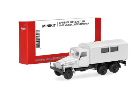 Herpa MiniKit: IFA G5 Koffer-LKW mit Fenstern 3achs, weiß