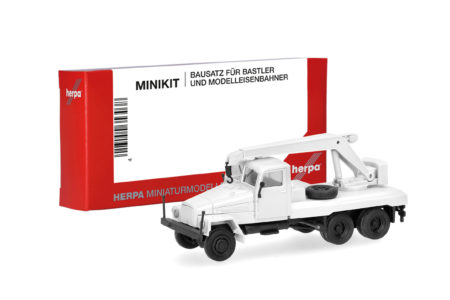 Herpa MiniKit: IFA G5 Kran-LKW 3achs, weiß