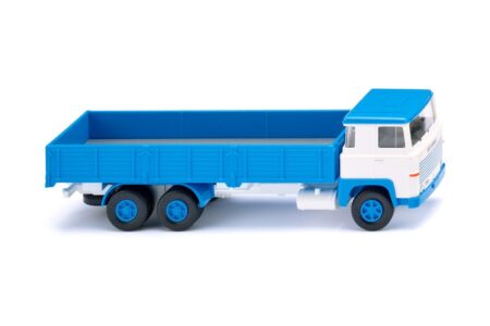 Wiking: Scania 111 LBT Hochbordpritsche – weiß/himmelblau