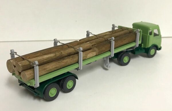 Wiking: MB Pullman Rungen-Sz. mit Rundholzladung-26040