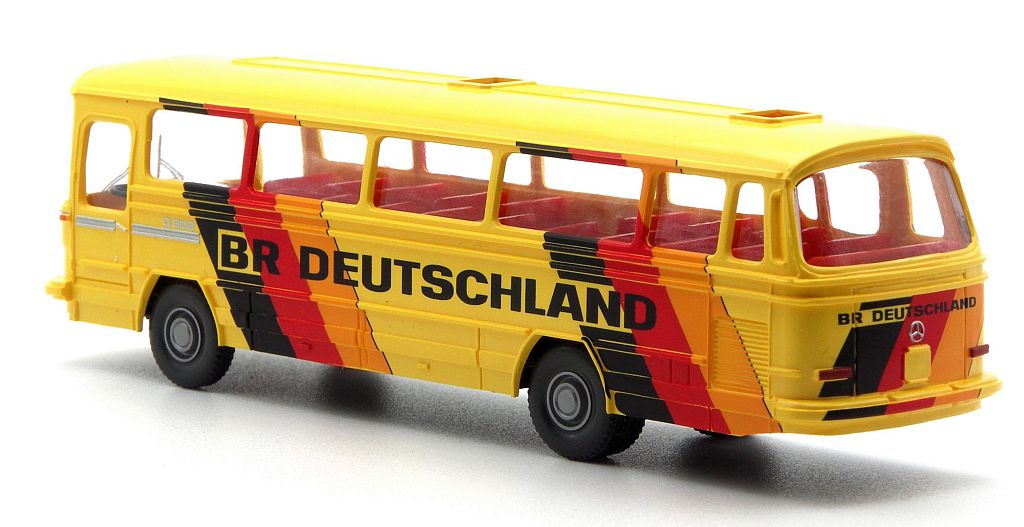 Wiking: MB O 302 Reisebus „BR Deutschland WM 1974“ – Bild 3