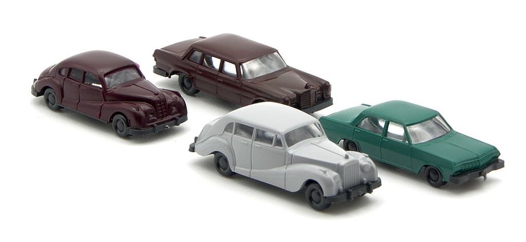 Wiking: Vier klassische Personenwagen (N-Spur) – Bild 2