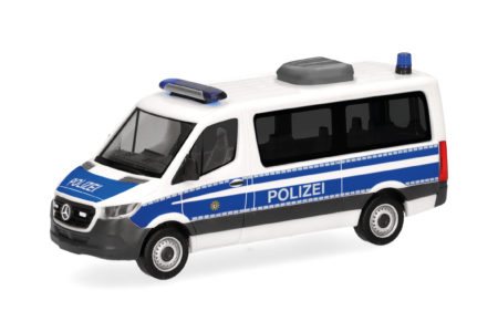 Herpa: MB Sprinter 18 Bus Flachdach "Bundespolizei"