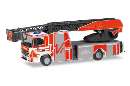 Herpa: MB Atego '13 DLK Drehleiter "FW Wiesbaden"