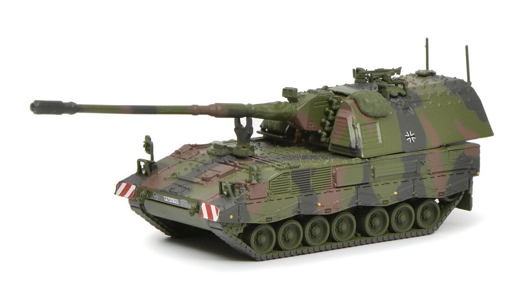 Schuco Military 1/87: PzH 2000 "Bundeswehr", Camo