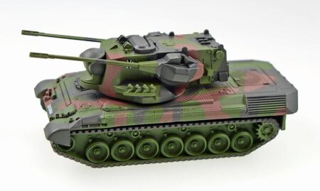 Schuco Military 1/87: Flakpanzer Gepard "Bundeswehr", Camo