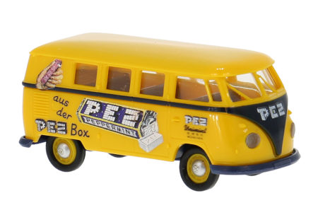 Brekina: VW T1b Kombi "PEZ"