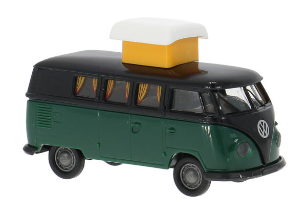 Brekina: VW T1b Camper mit Hubdach, dunkelgrün/grün