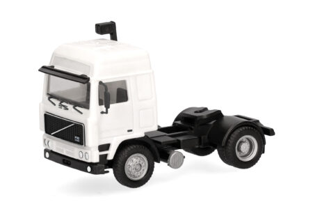 Herpa: Volvo F10 Globetrotter Zugm., 2achs, weiß