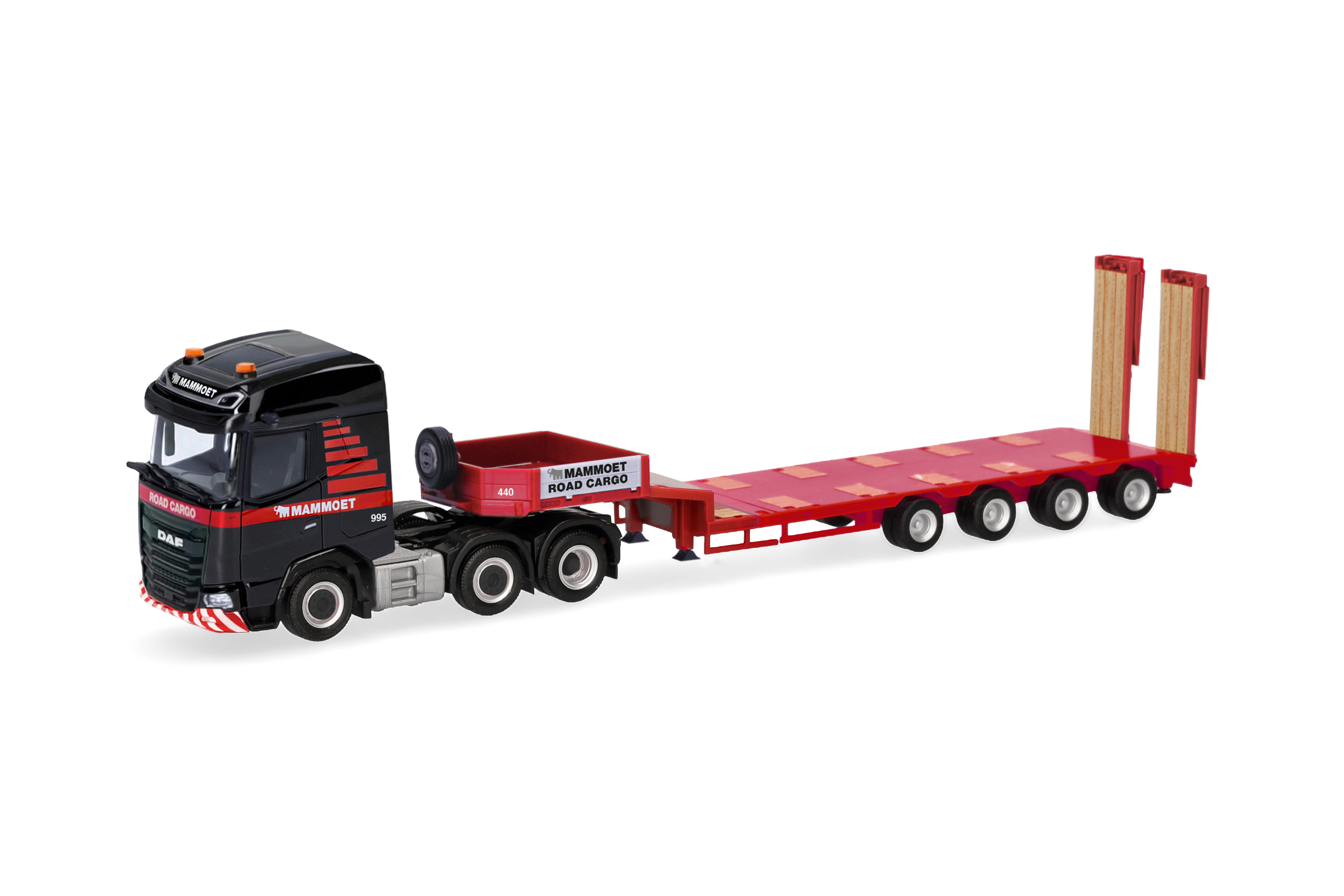 Herpa: DAF XG Semitieflade-Sattelzug "Mammoet" (NL)