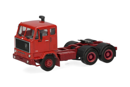 Herpa: Volvo F89 Zugmaschine (3a), hellrot
