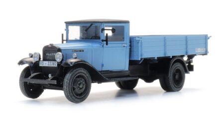 Artitec 1/87 (H0): Opel Blitz 6 Pritschen-Lkw, hellblau