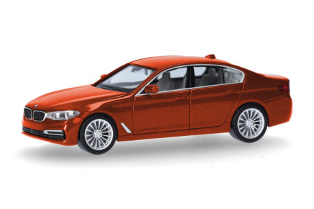 Herpa: BMW 5er (G30) Limousine, valenciaorange