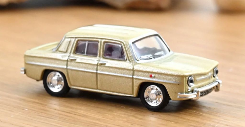 Norev 1/87: Renault 8 (1964), Beige Metallisé