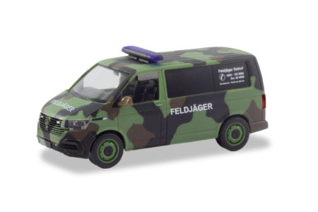 Herpa Military: VW T6.1 Bus "Feldjäger", Flecktarn