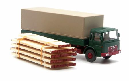 Wiking: MAN 22.321 FNL „Schwere Jungs 1“ mit Ladegut Holzstapel