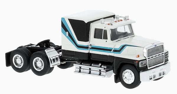 Brekina: Ford LTL 9000, weiß mit schwarzem Dekor-0