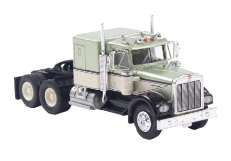 Brekina: Kenworth W 900 Zugmaschine (1977), grünmet.