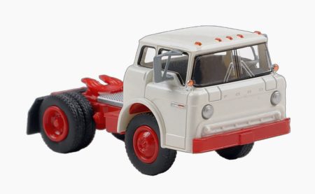 Brekina: Ford C-Series Zugmaschine (1970), weiß / rot