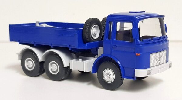 Wiking: MAN 26.320 DFS Abschleppwagen, enzianblau-17726