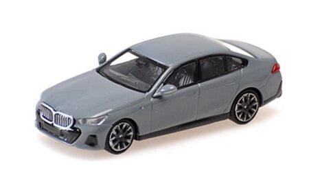 Minichamps 1/87: BMW i5 Limousine (2024), graumetallic