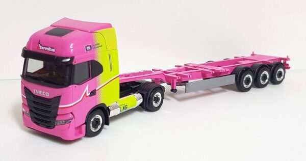 Herpa: Iveco S-Way LNG "Hannibal Contship" (I)-0