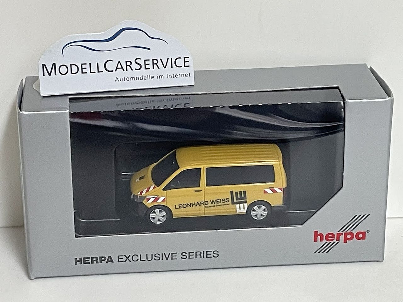Herpa Sondermodell: VW T6.1 Bus "Leonhard Weiss" – Bild 2