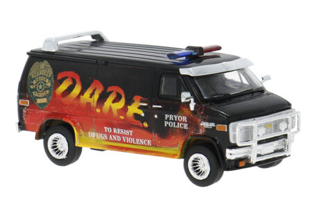 Brekina: Chevrolet C20 Van "D.A.R.E." (USA)