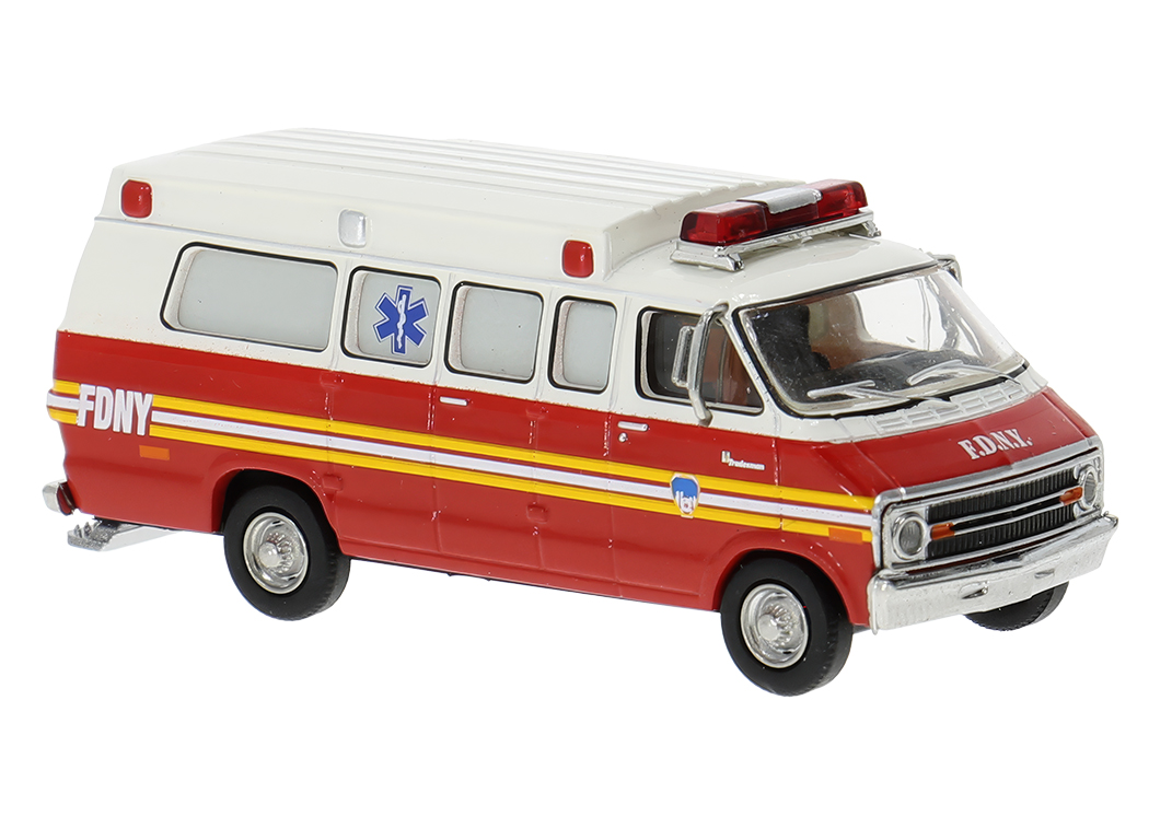 Brekina: Dodge B 200 Ambulance (1975) "FDNY"