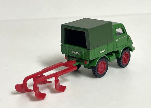 Wiking: Unimog 401 mit Plane und Pflug – Bild 2