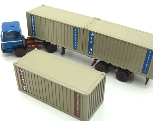 Wiking: MB LPS 1620 Containersattelzug mit zwei 20-Fuß Containern – Bild 2